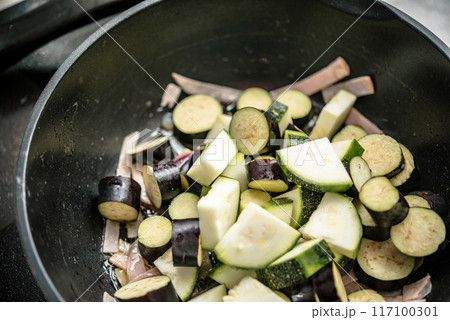 Image photo 117100301