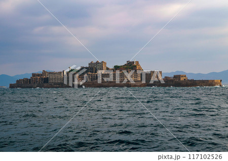 海から見た軍艦島 海から見た軍艦島 117102526