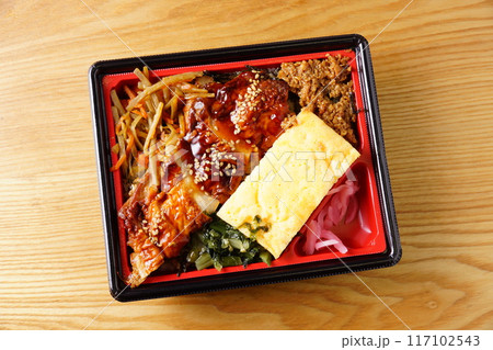 鶏の照焼き弁当 117102543