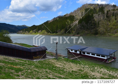 最上川 日本三大急流 117109727