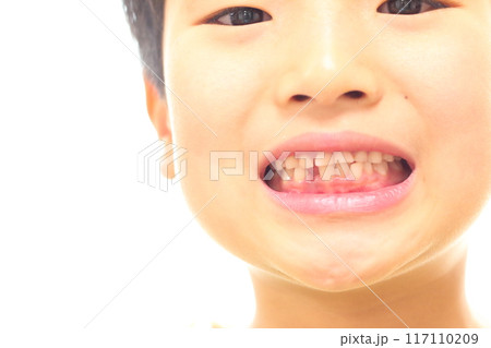 乳歯から永久歯への生え変わり 117110209