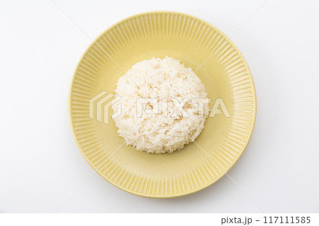 炊きたてのタイ米（インディカ米、ジャスミンライス） 117111585