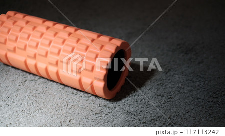 筋膜剥がしに筋膜ローラー 117113242