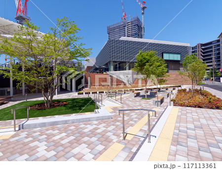 箕面市立文化芸能劇場 (箕面船場阪大前駅) 117113361