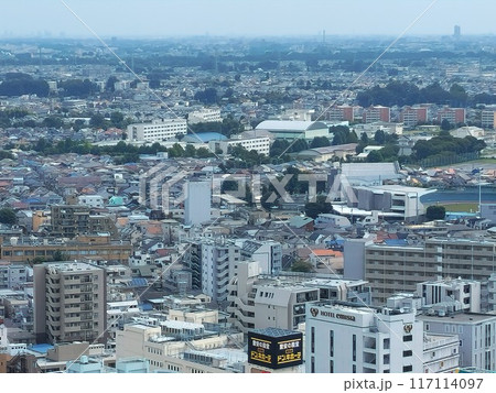 都市の空撮風景 117114097