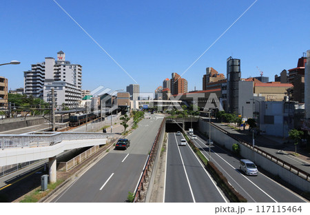 宝塚市　宝塚駅前の国道176号線 117115464