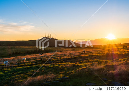 美ヶ原・夕景 117116930