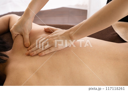 メンズエステ ボディケアの施術 メンズエステ ボディケアの施術 117118261