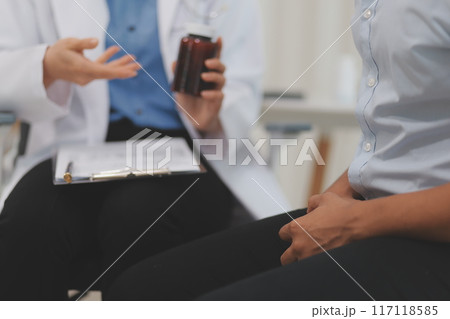 Urologists advise patients about prostate problems. Treatment of cancers of the urinary tract and male reproductive organs The concept of men's health problems Close-up pictures 117118585