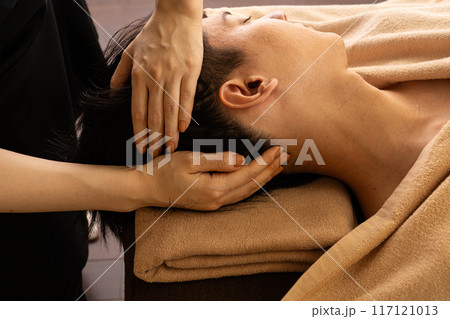 メンズエステの施術 メンズエステの施術 117121013