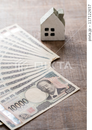 新紙幣と不動産イメージ 117122657