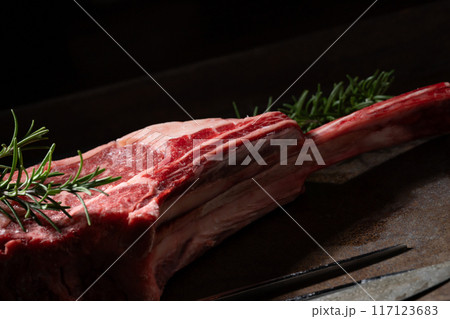 トマホーク 牛肉 骨付き肉 トマホーク 牛肉 骨付き肉 117123683
