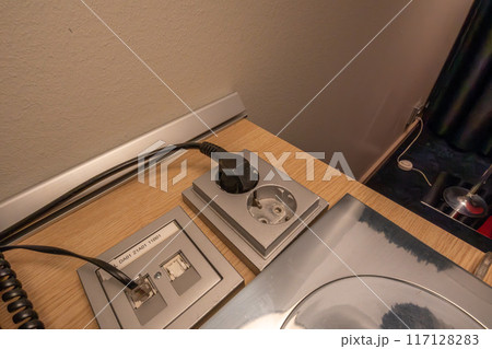 北欧スウェーデン ストックホルムの綺麗なクラリオン ホテル サインの客室コンセント 北欧スウェーデン ストックホルムの綺麗なクラリオン ホテル サインの客室コンセント 117128283