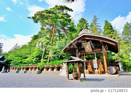 盛岡八幡宮 大黒様・恵比寿様と十二支神社の風景 盛岡八幡宮 大黒様・恵比寿様と十二支神社の風景 117128872