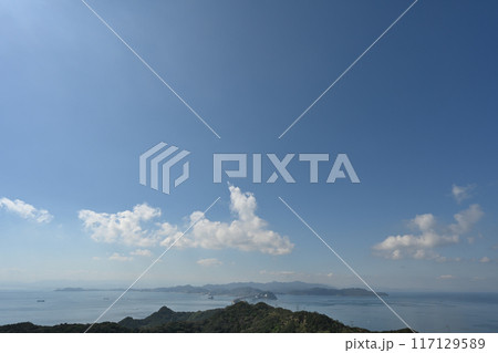 淡路島側から望む鳴門海峡 淡路島側から望む鳴門海峡 117129589