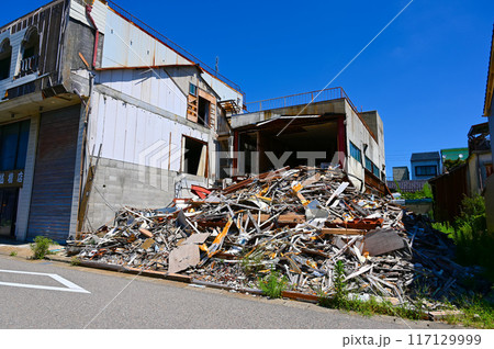 七尾市亀山町　能登半島地震　被災復興 117129999