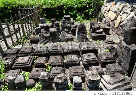 福知山城（京都府）の石垣に使用された転用石 117132960