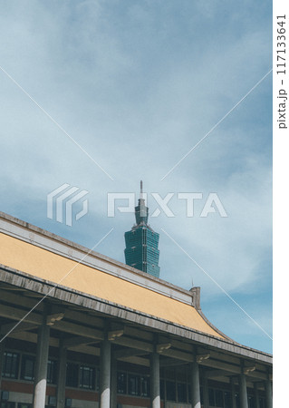 青空に映える101と国父記念館 青空に映える101と国父記念館 117133641