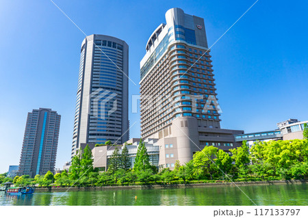 大阪市北区天満橋 桜宮公園から見る大川と大阪アメニティパーク 大阪市北区天満橋 桜宮公園から見る大川と大阪アメニティパーク 117133797