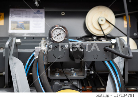 Hydraulic power unit mechanical valve with connection and pressure gauge. Hydraulic power unit mechanical valve with connection and pressure gauge. 117134781