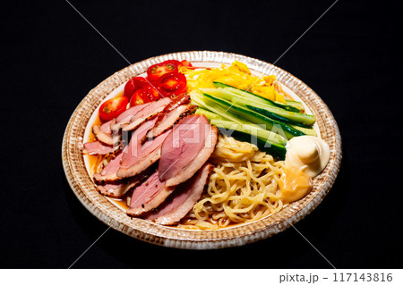 鴨肉の冷やし中華 鴨肉の冷やし中華 117143816