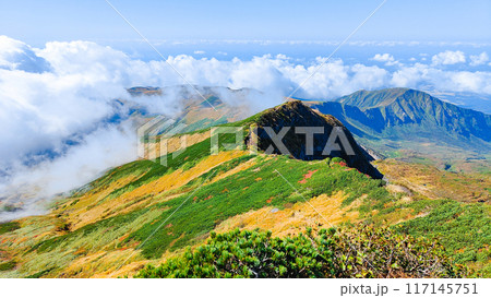秋の鳥海山登山:外輪山コース 秋の鳥海山登山:外輪山コース 117145751