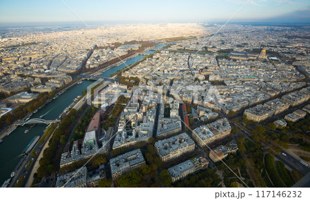 Aerial panoramic view of Paris 117146232