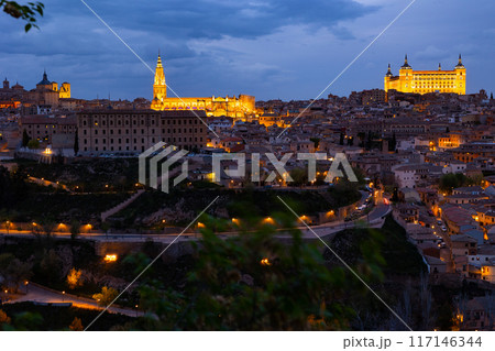 Evening photo of Toledo, Castilla-La Mancha, Spain Evening photo of Toledo, Castilla-La Mancha, Spain 117146344