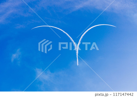 青空イメージ (ブルーインパルス曲技飛行) 青空イメージ (ブルーインパルス曲技飛行) 117147442