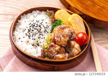唐揚げ弁当（塩麹唐揚げ） 117149153