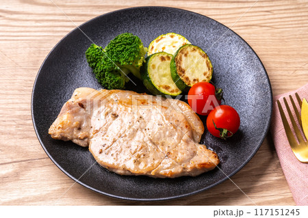 豚ロースステーキ 117151245