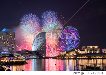 《神奈川県》横浜夜景の花火大会・みなとみらいスマートフェスティバル 117151401