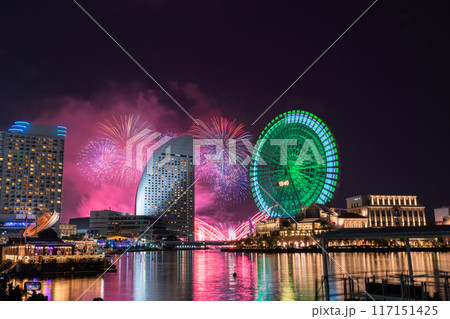 《神奈川県》横浜夜景の花火大会・みなとみらいスマートフェスティバル 117151425