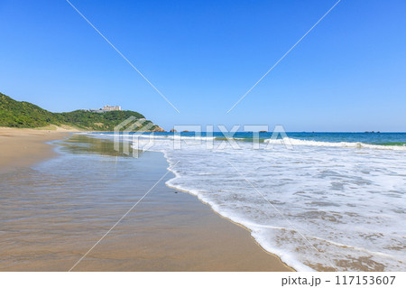 伊良湖岬の恋路ヶ浜　愛知県田原市 117153607