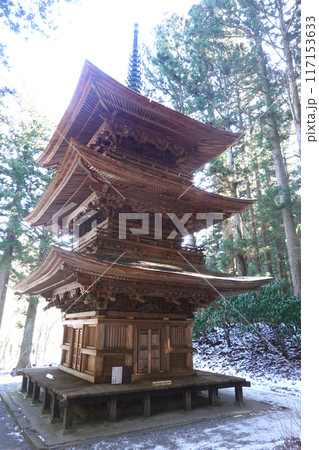 冬の光前寺_三重塔 冬の光前寺_三重塔 117153633