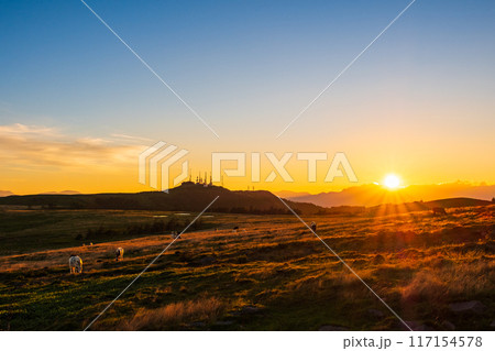 美ヶ原・夕景 117154578