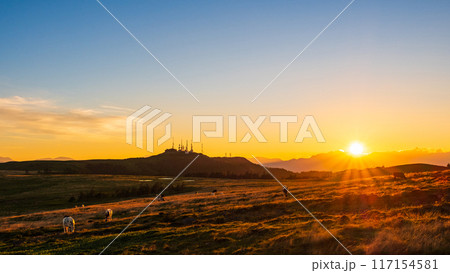 美ヶ原・夕景 117154581