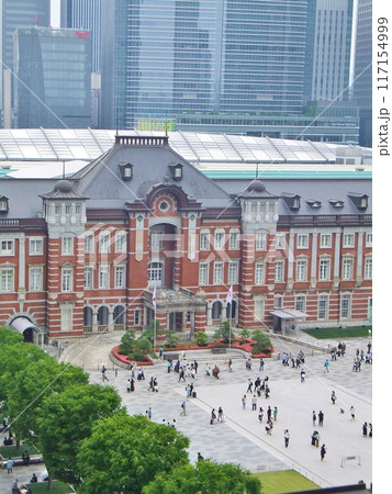 昼の東京駅丸の内駅舎 117154999