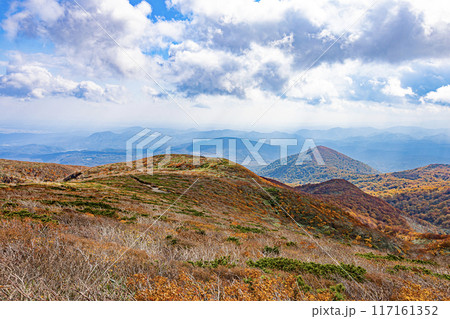 栗駒山　秋の絶景風景 117161352