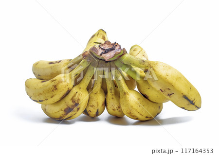 Bunch of yellow bananas isolated on a white background. 117164353