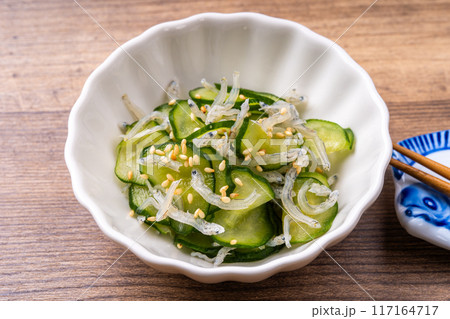 きゅうりとじゃこの酢の物 きゅうりとじゃこの酢の物 117164717