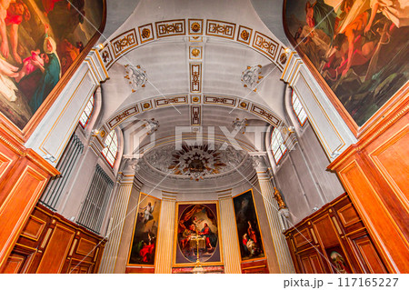 interiors of Saint Louis en l'ile church, Paris, France interiors of Saint Louis en l'ile church, Paris, France 117165227