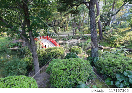 広島市の大名庭園：縮景園 117167306