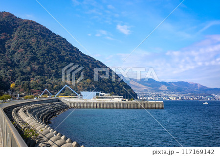 うみたまごと高崎山と別府市街地 117169142