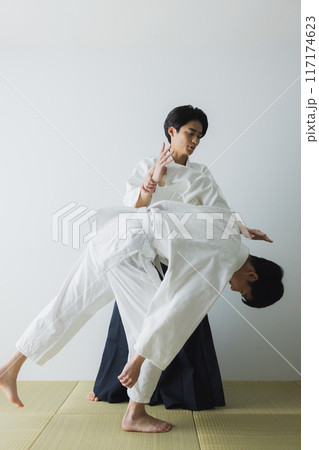 道着の男性 道着の男性 117174623