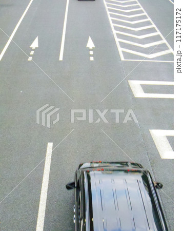 道路標示 117175172