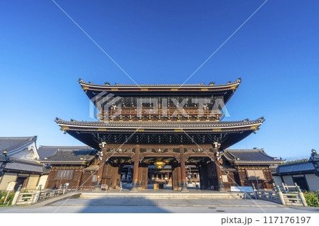 京都 東本願寺 御影堂門 京都 東本願寺 御影堂門 117176197