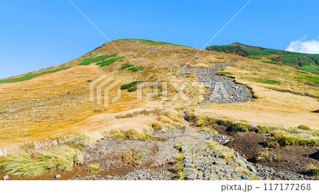 秋の鳥海山登山:御田ヶ原~七五三掛 秋の鳥海山登山:御田ヶ原~七五三掛 117177268
