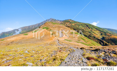 秋の鳥海山登山：扇子森～御田ヶ原 117177281