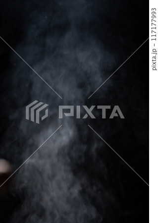 煙 蒸気 煙 蒸気 117177993